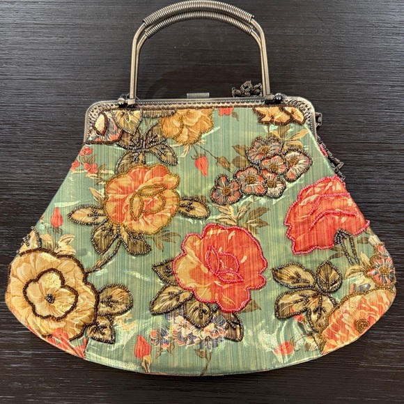 Source Unknown Handbags - Vintage Floral Embroidered Top-Handle Clutch